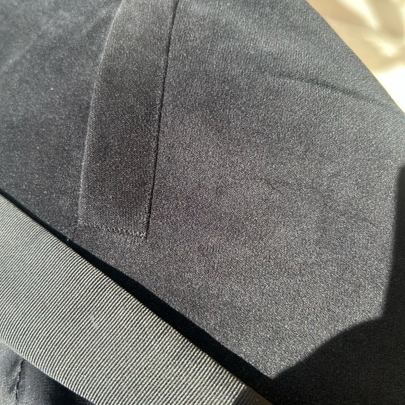 Boys Ralph Lauren size 16 velvet tuxedo coat in excellent condition - Picture 15 of 15